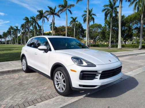 2019 Porsche Cayenne Cayenne