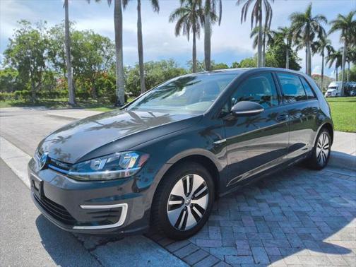 2019 Volkswagen e-Golf SE