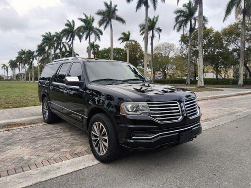 Black 2016 Lincoln Navigator Select
