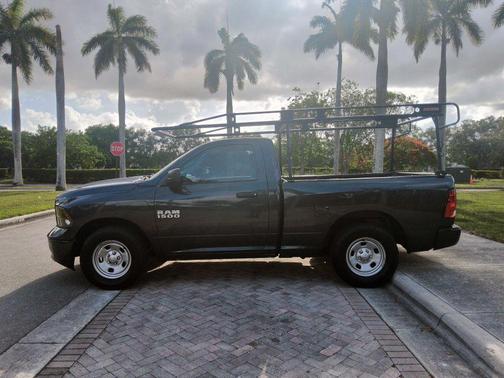 Maximum Steel Metallic Clearcoat 2017 RAM 1500 Tradesman