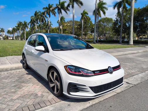 2018 Volkswagen Golf GTI 2.0T S 4-Door