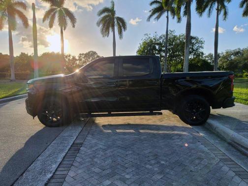2019 Chevrolet Silverado 1500 Custom
