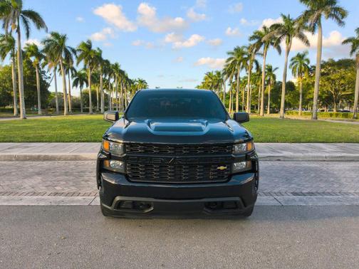 2019 Chevrolet Silverado 1500 Custom