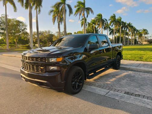 2019 Chevrolet Silverado 1500 Custom