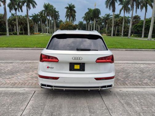 2018 Audi SQ5 3.0T Premium Plus