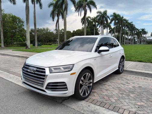 2018 Audi SQ5 3.0T Premium Plus