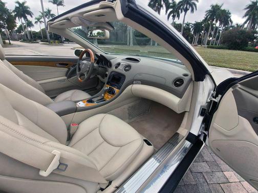2007 Mercedes-Benz SL-Class SL 550 Roadster 2D