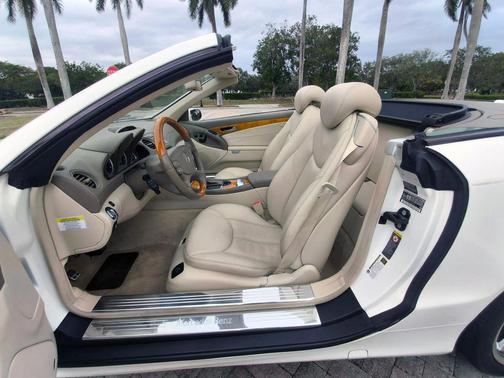 2007 Mercedes-Benz SL-Class SL 550 Roadster 2D