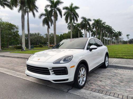 White 2021 Porsche Cayenne Cayenne