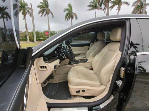 2017 Maserati Quattroporte GTS GranLusso