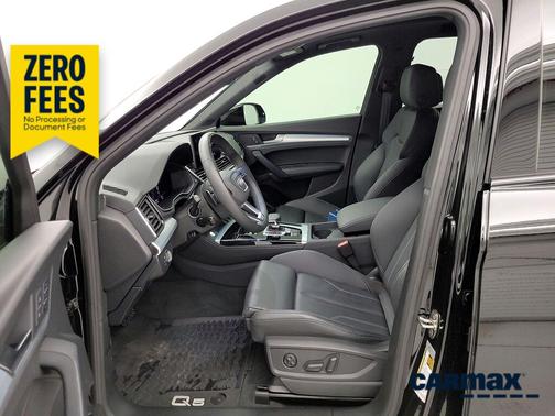 Black 2024 Audi Q5 S-Line Premium Plus
