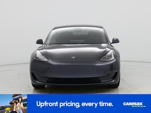 Gray 2022 Tesla Model 3
