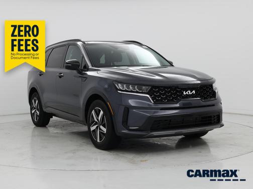 Gray 2023 Kia Sorento S