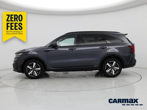 Gray 2023 Kia Sorento S
