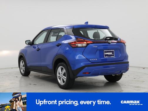 Blue 2025 Nissan Kicks Play S