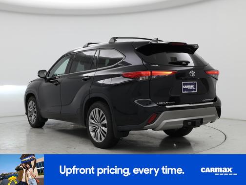 2022 Toyota Highlander Platinum