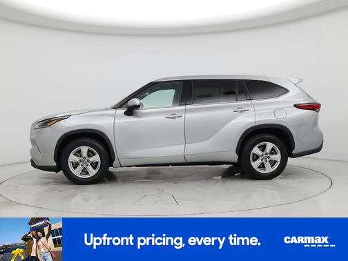 Silver 2021 Toyota Highlander L