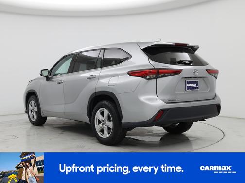 Silver 2021 Toyota Highlander L