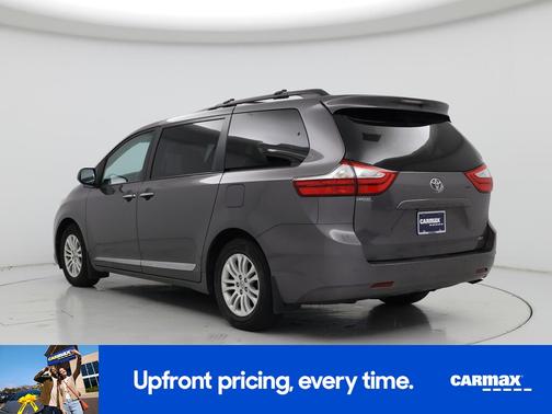 2017 Toyota Sienna XLE