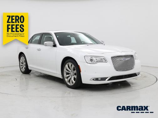 White 2018 Chrysler 300 Limited