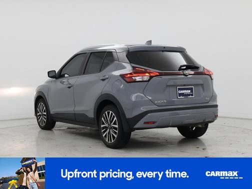 2022 Nissan Kicks SV