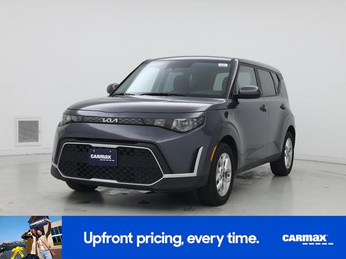 Gray 2025 Kia Soul LX