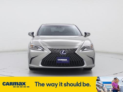 2021 Lexus ES 300h