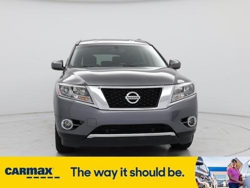 2016 Nissan Pathfinder SV