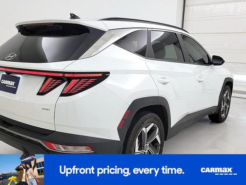 White 2022 Hyundai TUCSON SEL