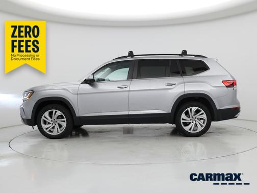 Silver 2023 Volkswagen Atlas SE w/Tech