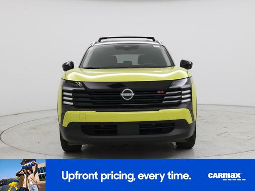 Green 2025 Nissan Kicks SR