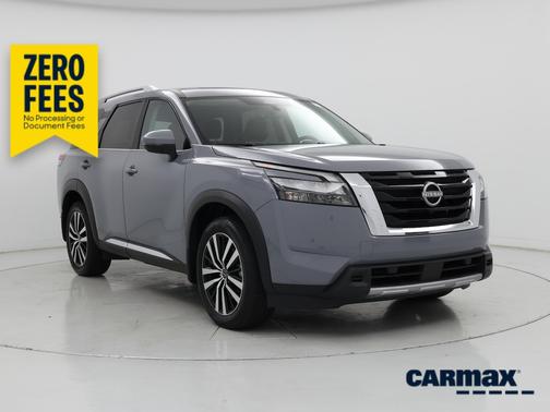 Gray 2025 Nissan Pathfinder Platinum