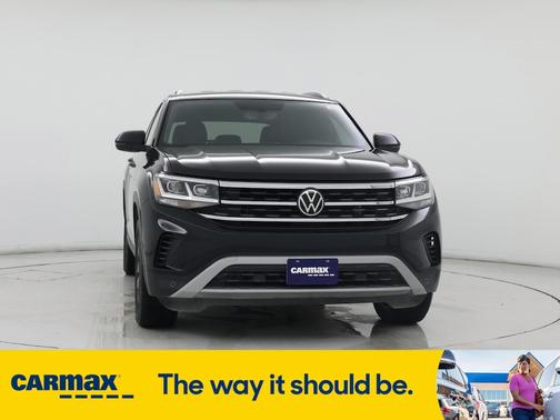 2022 Volkswagen Atlas Cross Sport SE w/Tech