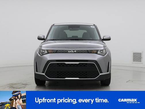 Gray 2025 Kia Soul LX