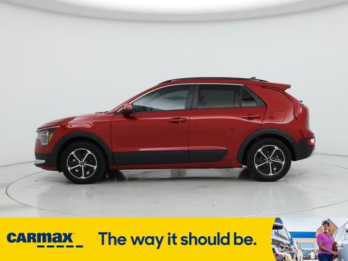 2023 Kia Niro LX