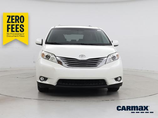 White 2017 Toyota Sienna XLE Premium