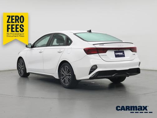 White 2022 Kia Forte GT-Line