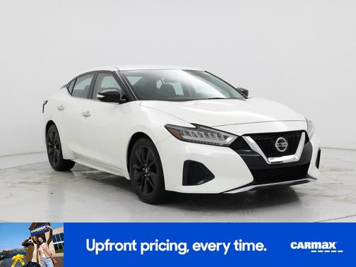 White 2019 Nissan Maxima SV