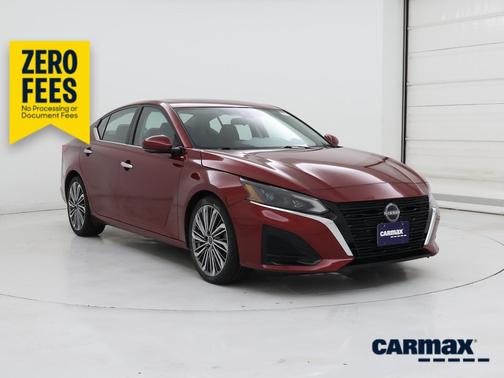 Red 2023 Nissan Altima SL