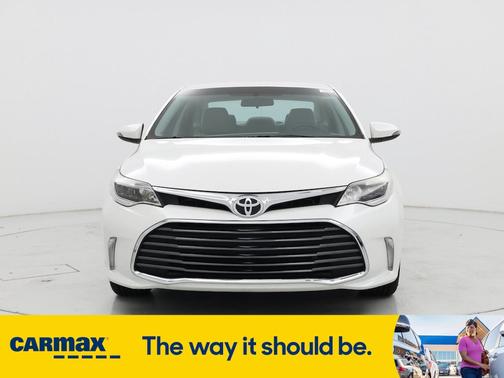 2016 Toyota Avalon XLE