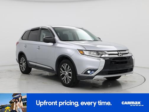 2017 Mitsubishi Outlander ES