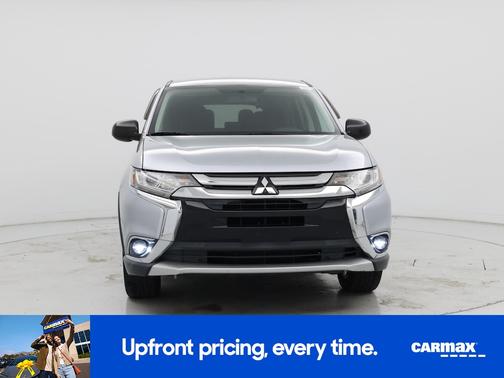 2017 Mitsubishi Outlander ES
