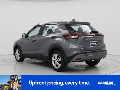 Gray 2024 Nissan Kicks S