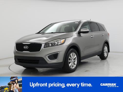 Silver 2017 Kia Sorento EX