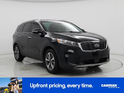 Silver 2017 Kia Sorento EX