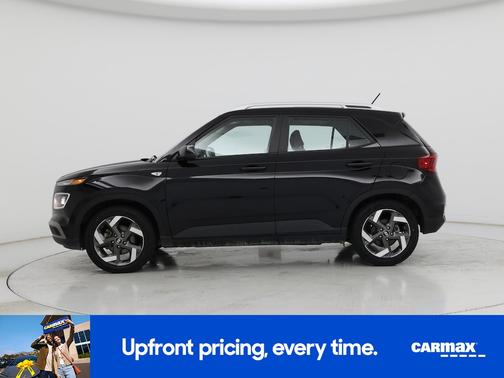 Black 2024 Hyundai VENUE Limited
