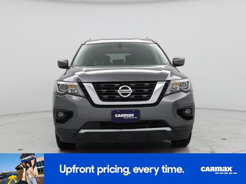 Gray 2018 Nissan Pathfinder SV