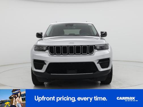 Silver 2023 Jeep Grand Cherokee Laredo