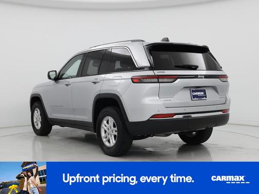 Silver 2023 Jeep Grand Cherokee Laredo