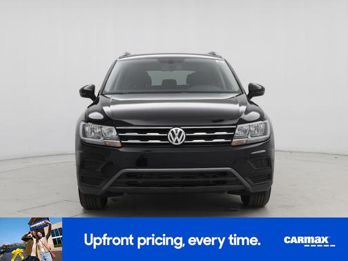Black 2021 Volkswagen Tiguan SE
